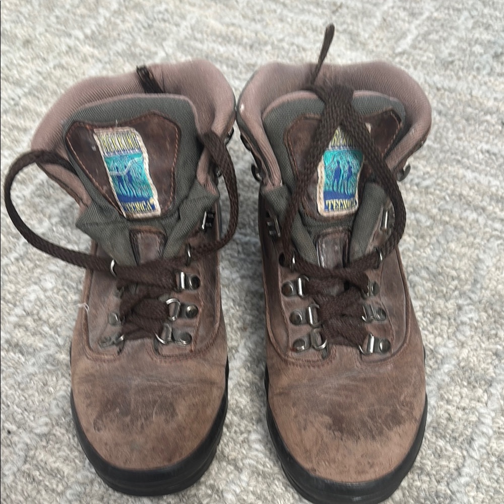 Tecnica Cascata Trekking Hiking Boots Womens 7.5 Brown Leather Lace Up Outdoor
